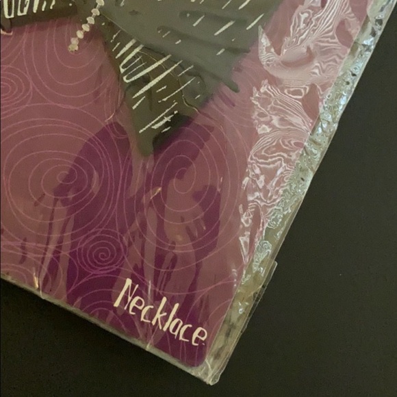 ✨Reduced NWT DISNEY necklace Nightmare Before Christmas - Picture 3 of 4